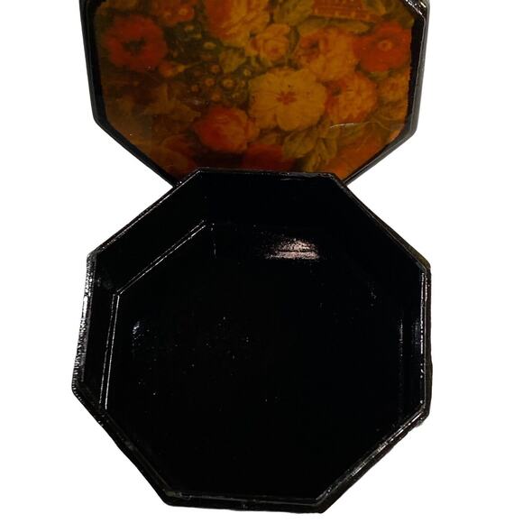 Vintage Black Hexagonal Lacquer Floral Trinket Lidded Jewelry Box Home Decor - Picture 8 of 10